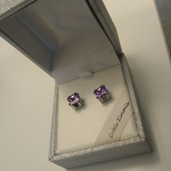 Cubic Ziconia Stud Earrings, Purple - Picture 5 of 6